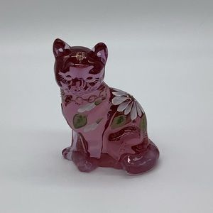 Fenton Empress Rose Pink Cat with Hand-painted Flowers